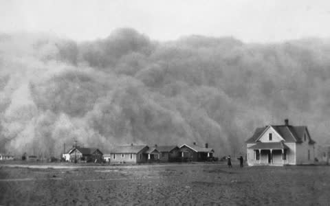 Disasters: A black blizzard hits Texas